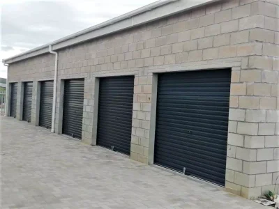 Garage and storeroom construction